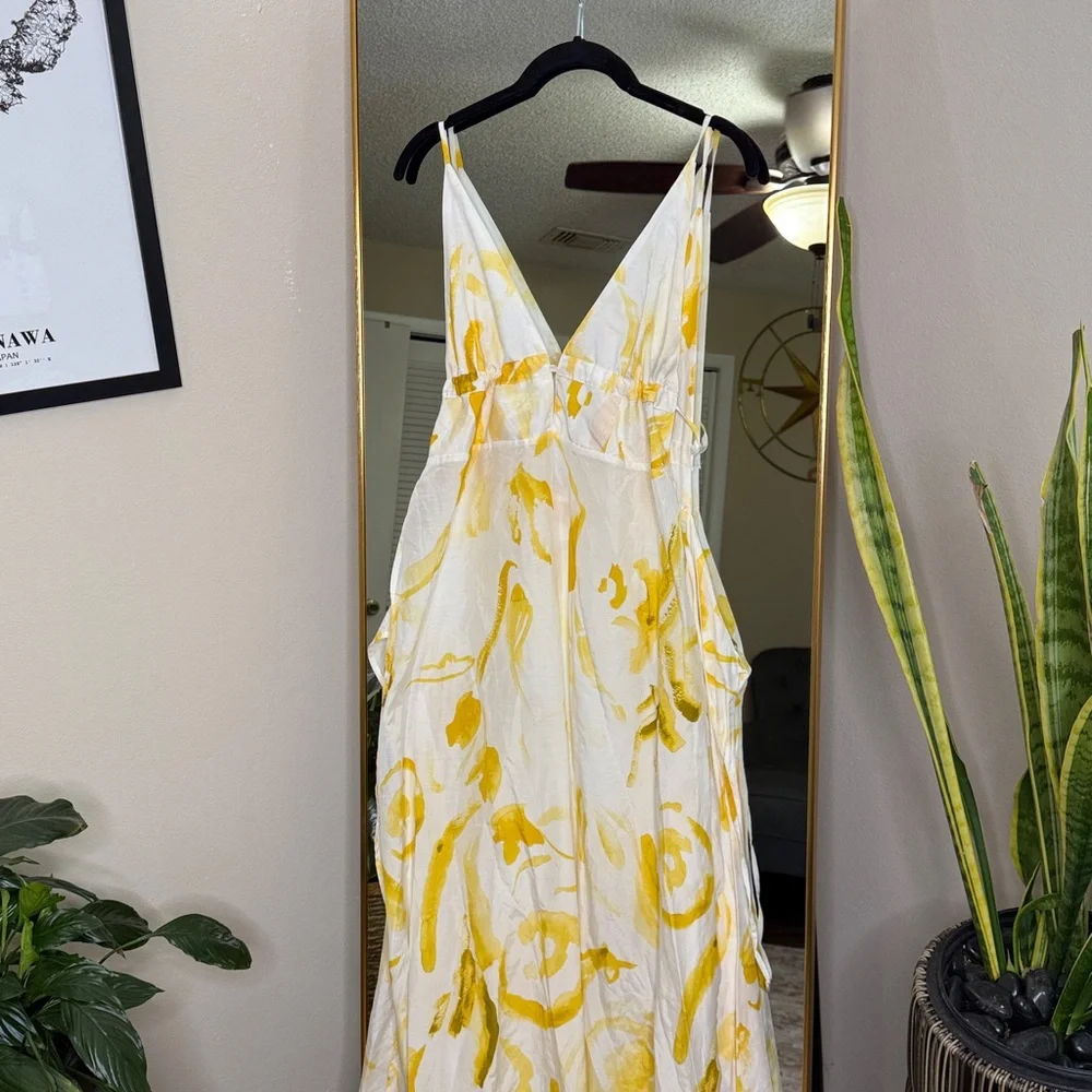 Cult Gaia Chelsea Plunge-Neck Midi Dress In White Silk - Picture 10 of 13